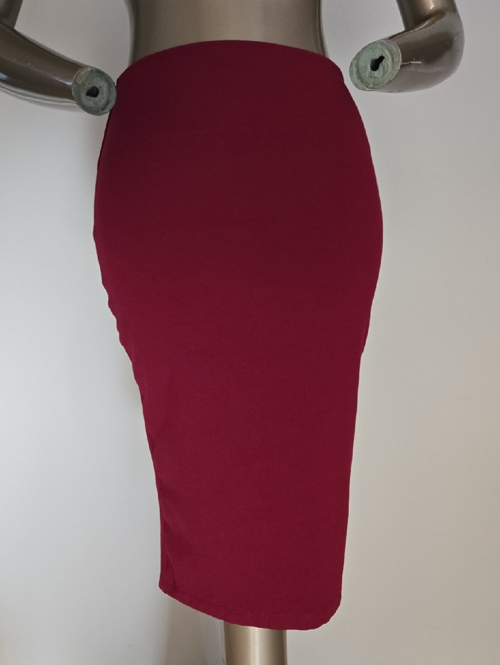 Burgundy Pencil Skirt - Sleek High-Waist Style